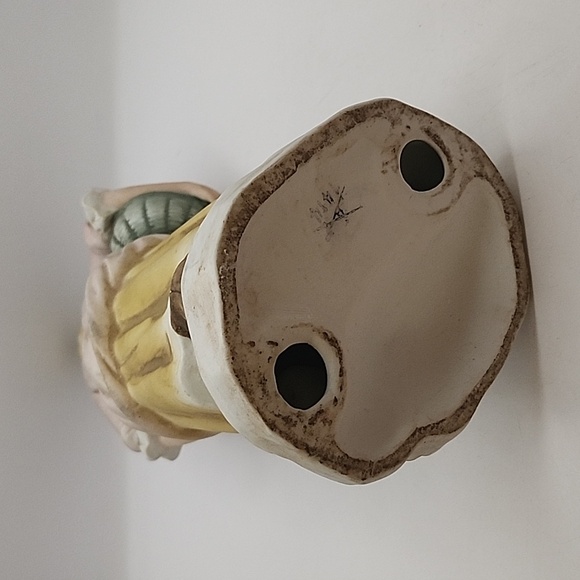 Vintage Homco Bisque Lady Farmer Figurine - Picture 8 of 9